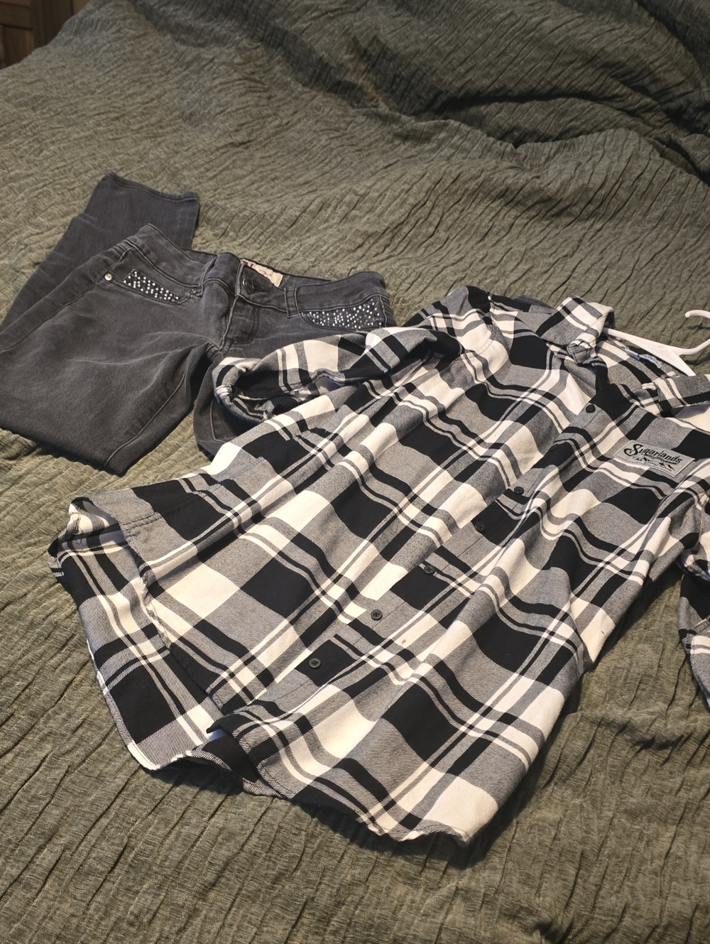 Sugarlands Flannel & Jeans With Stones New Condition Medium